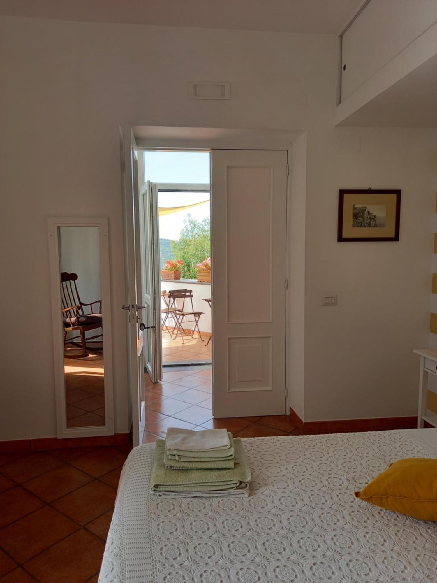 Bed and Breakfast La Casa Del Sole Vico Equense Exterior foto